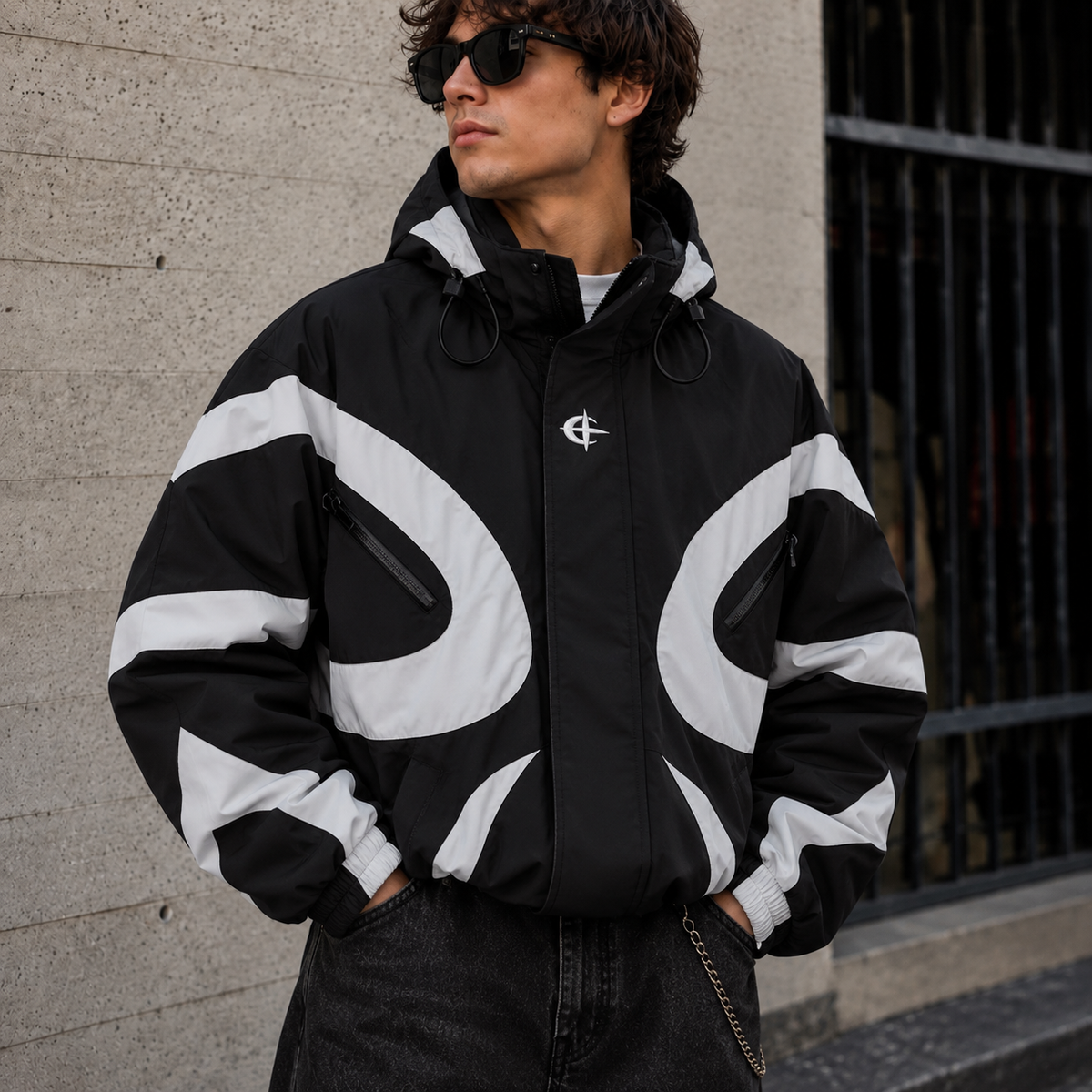 VÆREN Shell Jacket